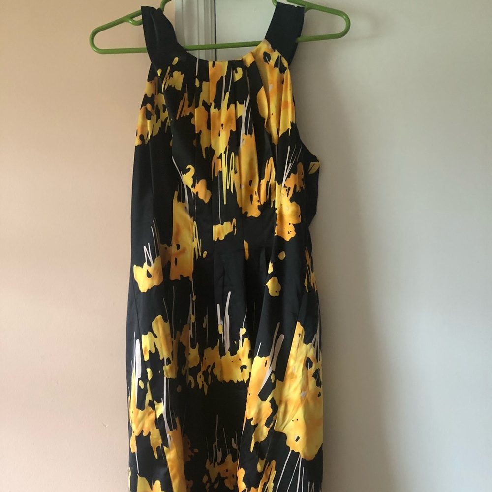 Colorful black and yellow sleeveless dress